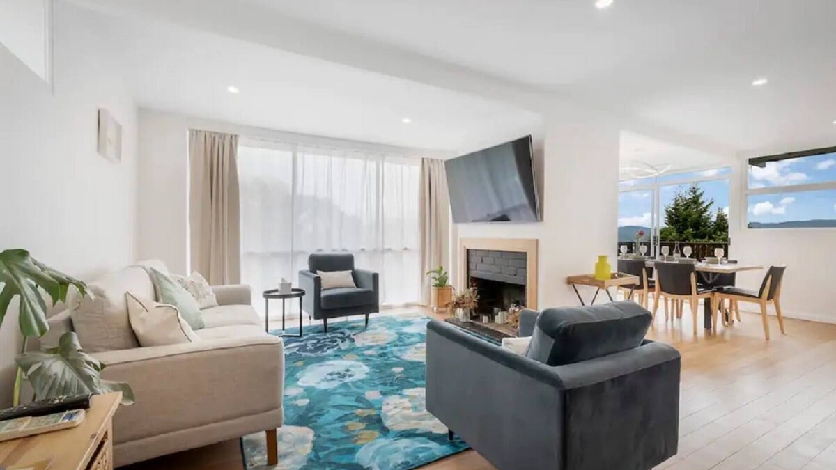 Lenah Valley House | Valley View