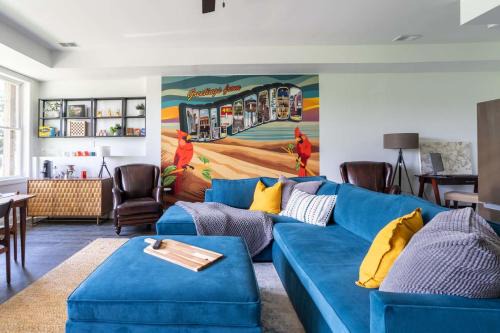 Valparaiso Apartment | Valparaiso Lakeside Retreat King Bed, Lake Views