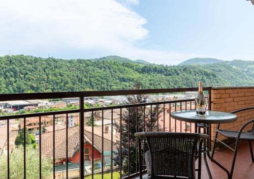 Vertova Apartment | ValSeriana Skyline Panoramic View BG Mountain