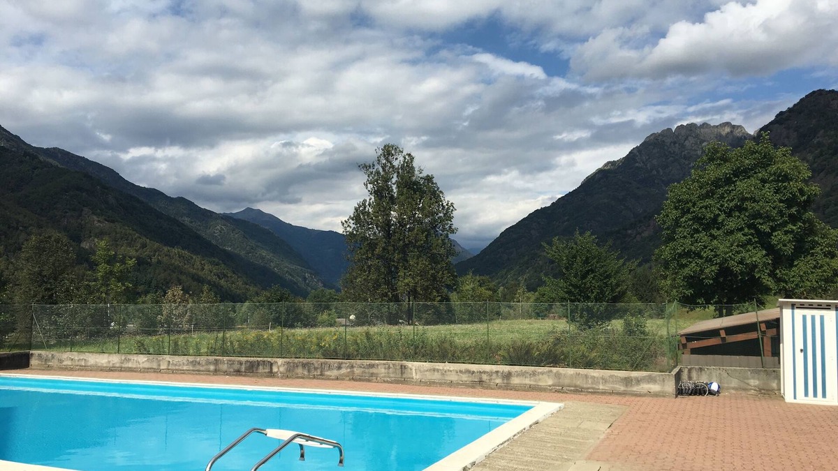 Scopello Apartment | Valsesia, Monterosa, spacious 2 bedrooms, swimming pool, tennis