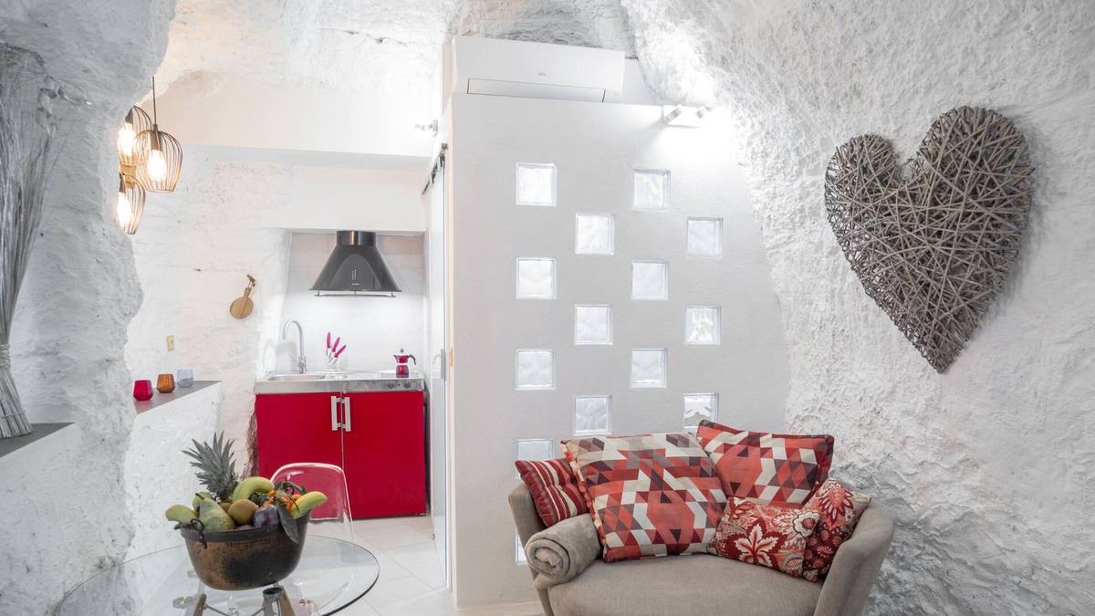 Valtierra House | Valtierra: country holiday home - 6 rooms - 8/10 persons