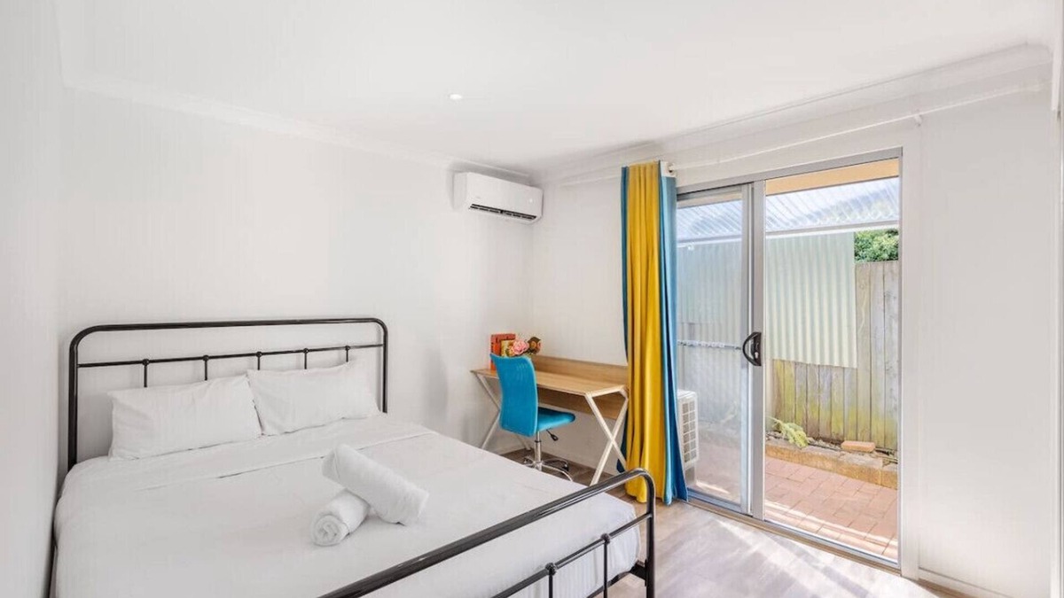 Kuraby House | Value and Comfort! 1-Bedroom Residence@Kuraby