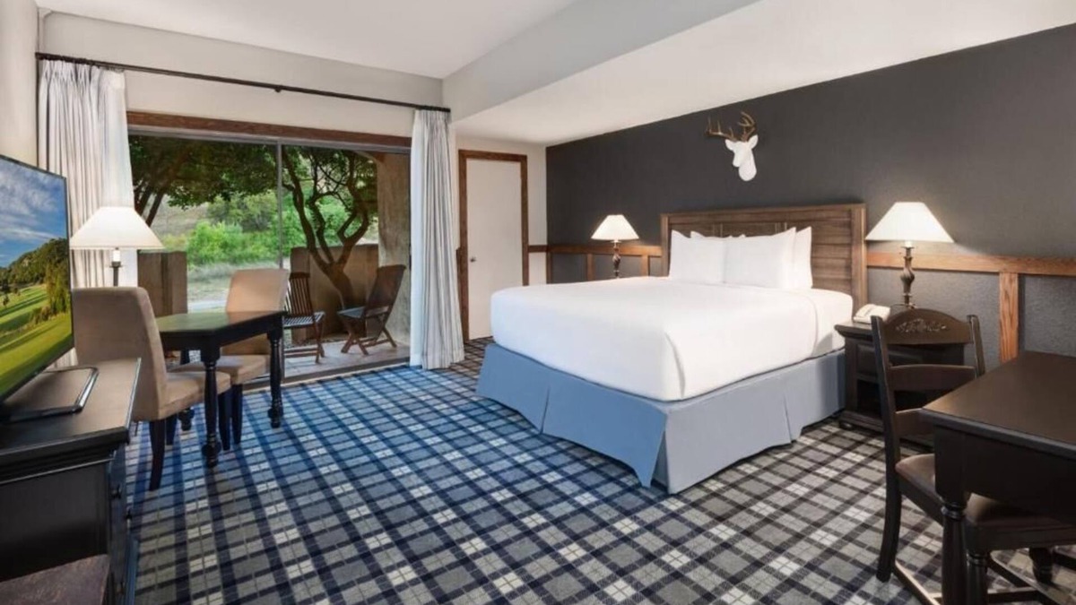 Boerne House | Value Stay! Short Walk to San Antonio Rose Palace! Free Parking & Pet-friendly