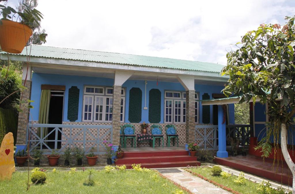 Kaluk House | Vamoose Orchid Villa Homestay