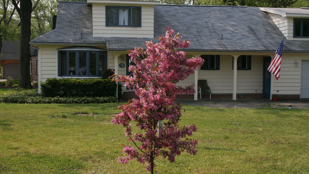 Dunkirk House | Van Buren Bay Lake Erie Home