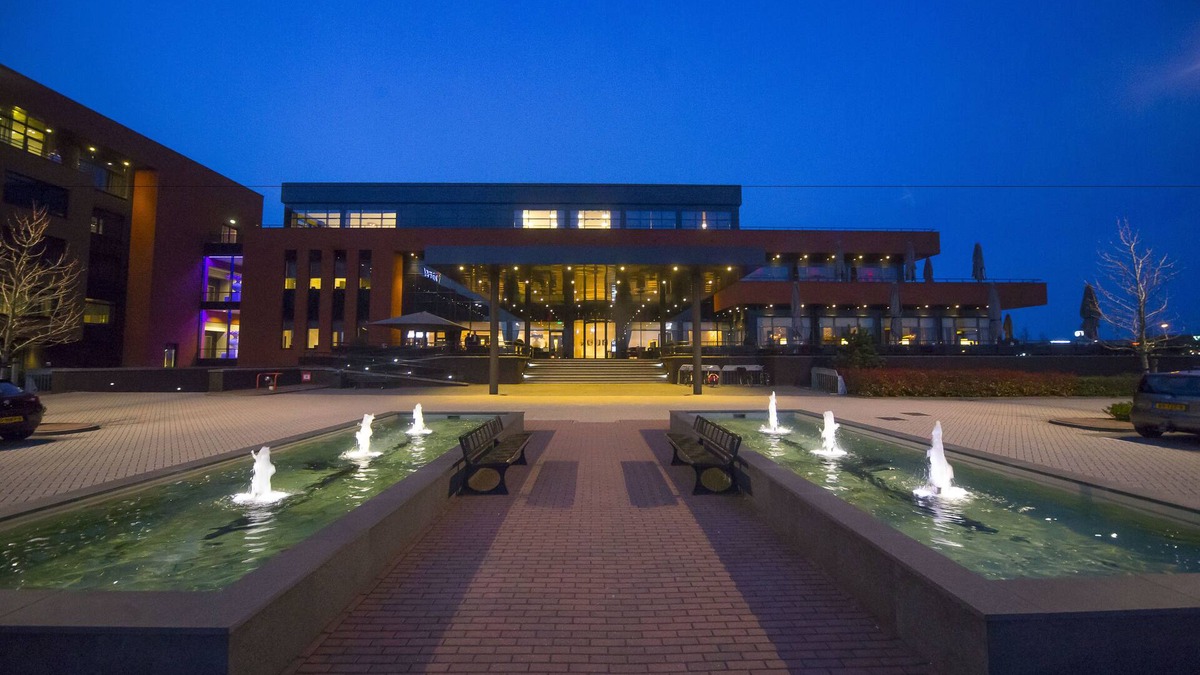 Almere Hotel | Van Der Valk Hotel Almere