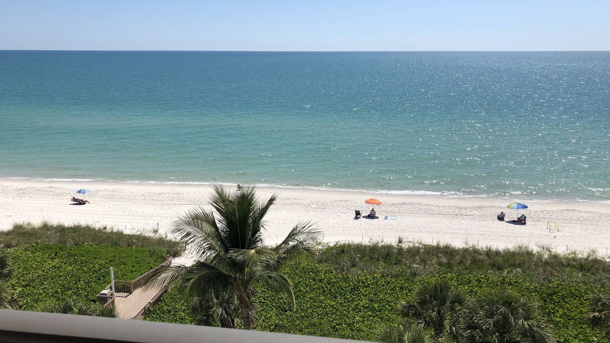 Vanderbilt Beach Condo | VANDERBILT BEACH- BEACHFRONT 2 BEDROOM, 2 BATHROOM CONDO.SIMPLEY GORGEOUS!