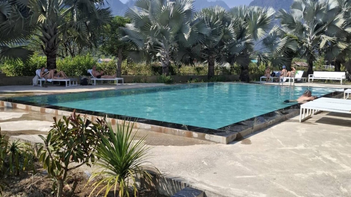 Vang Vieng Hotel | VangVieng Elegance Boutique Resort