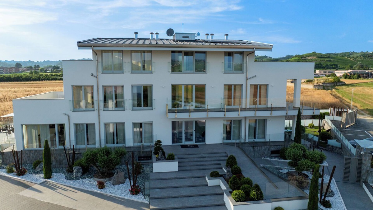 Pollenzo Apartment | Vanity Tail Luxury Apartments - 2