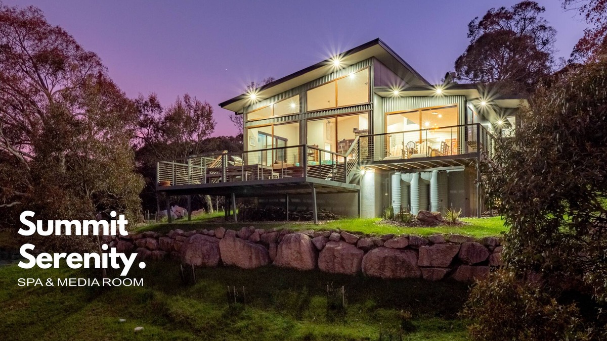 Lake Crackenback Ski Chalet | Vantage | Crackenback