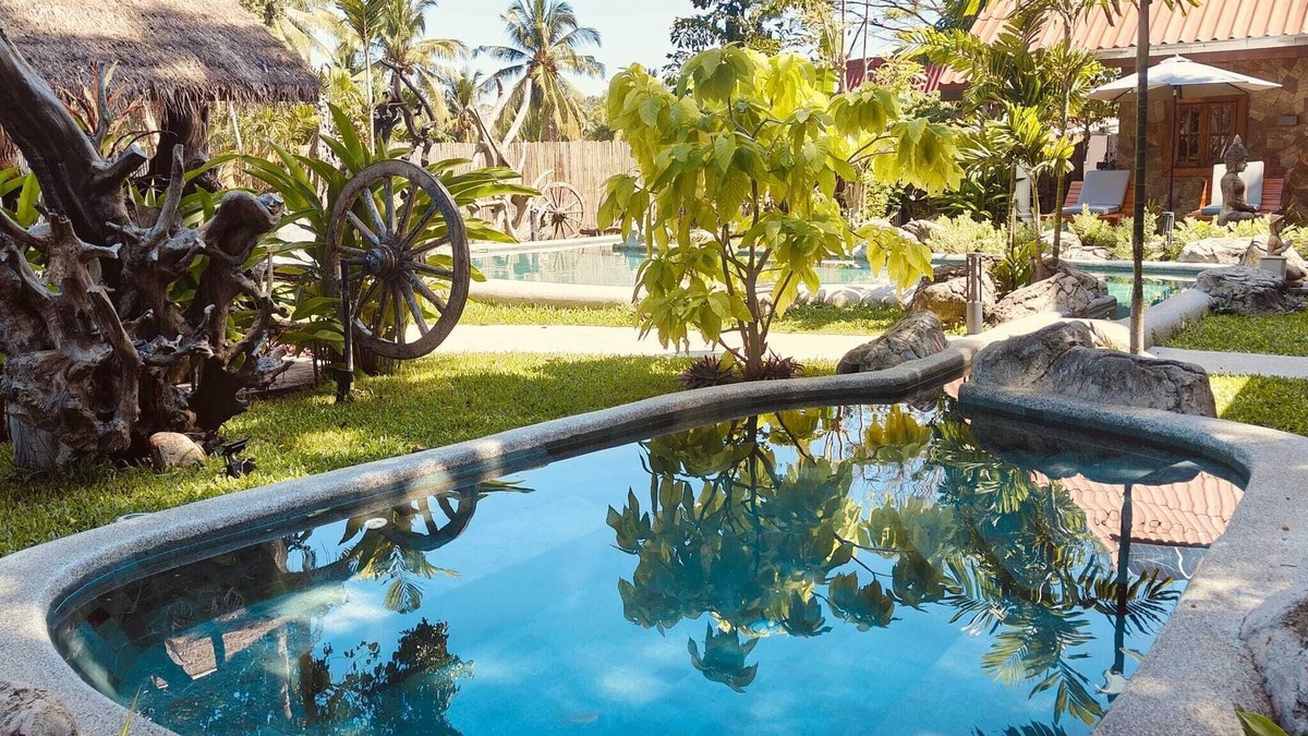 Nong Pla Lai Resort | Varaya Resort , Luxury resort in Ban kraek , Pattaya