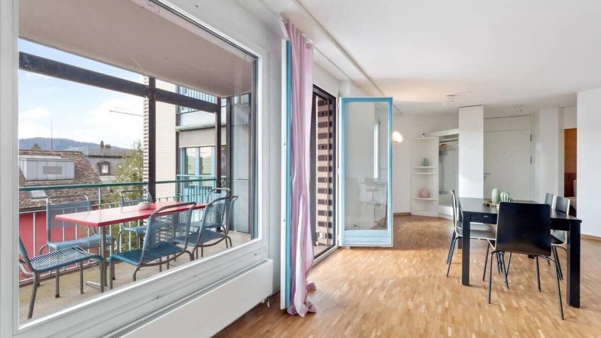Hottingen Apartment | Vast Modern Apt: Near ZH Main Station