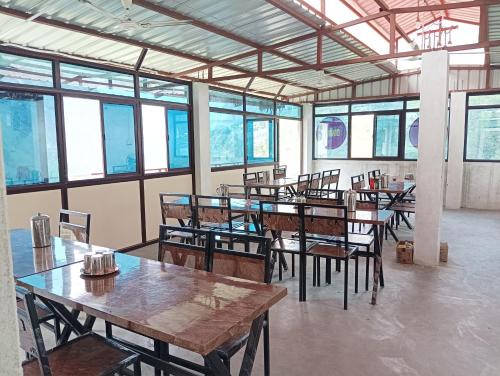 Chamoli Hotel | Vasudhara Hotel & Restaurant