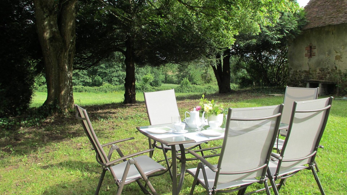 Ferce-sur-Sarthe Cottage | Vaulogé small, charming cottage in the heart of the Sarthe Valley