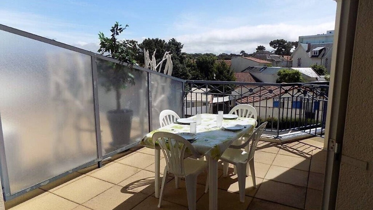 Pontaillac Apartment | Vaux sur Mer - Neighborhood PONTAILLAC - APARTMENT - SHARED POOL