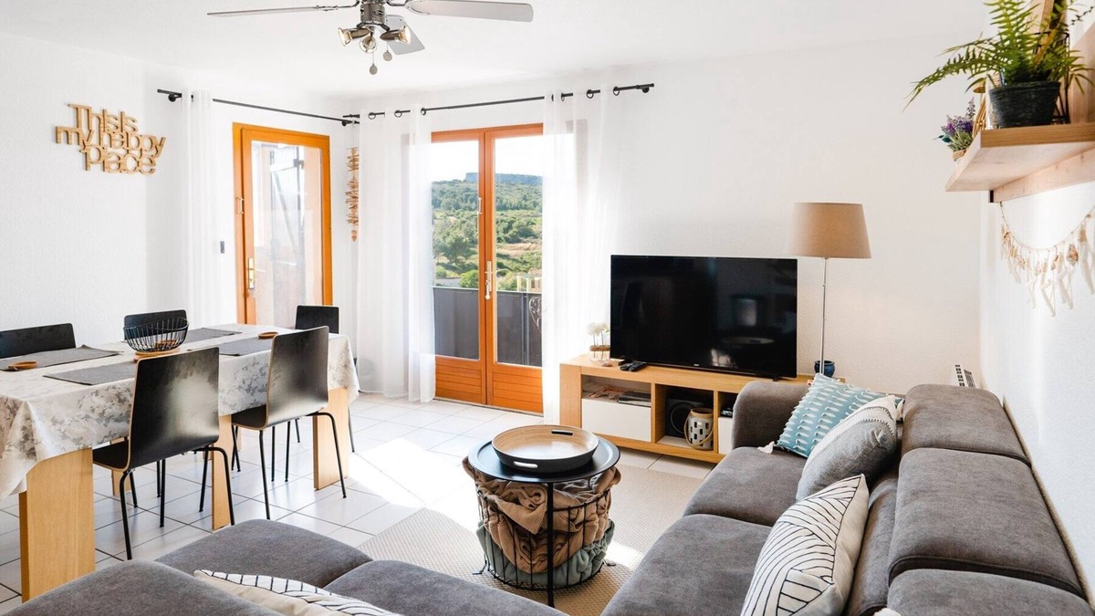 Foulquines House | VC9 2-Bedroom pavilion renovated