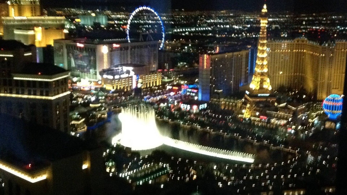 Las Vegas Strip Condo | Vdara Studio On 52nd Floor Overlooking Bellagio Fountains!*NO RESORT FEES*