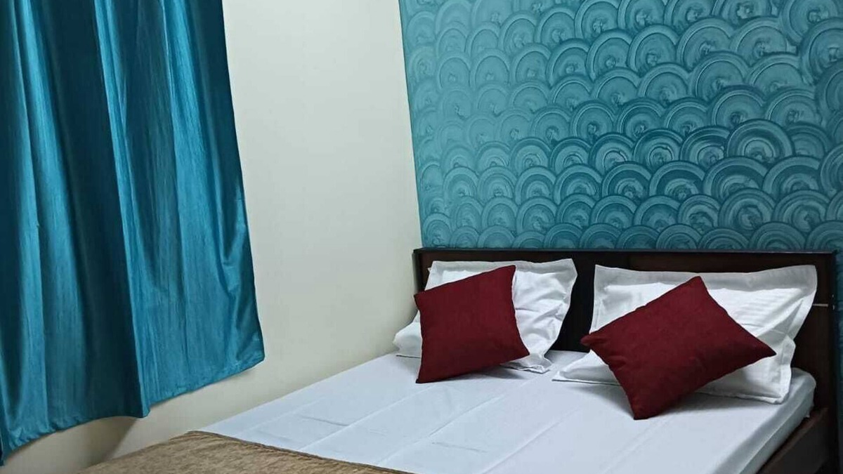 Tiruvannamalai House | Veda ResidencynCharming 2-bedroom house with AC, WiFi in pleasant Tiruvannamalai