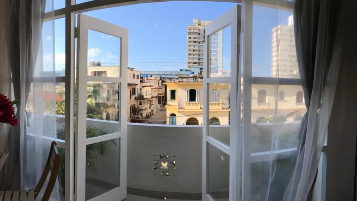 El Vedado Apartment | Vedado305