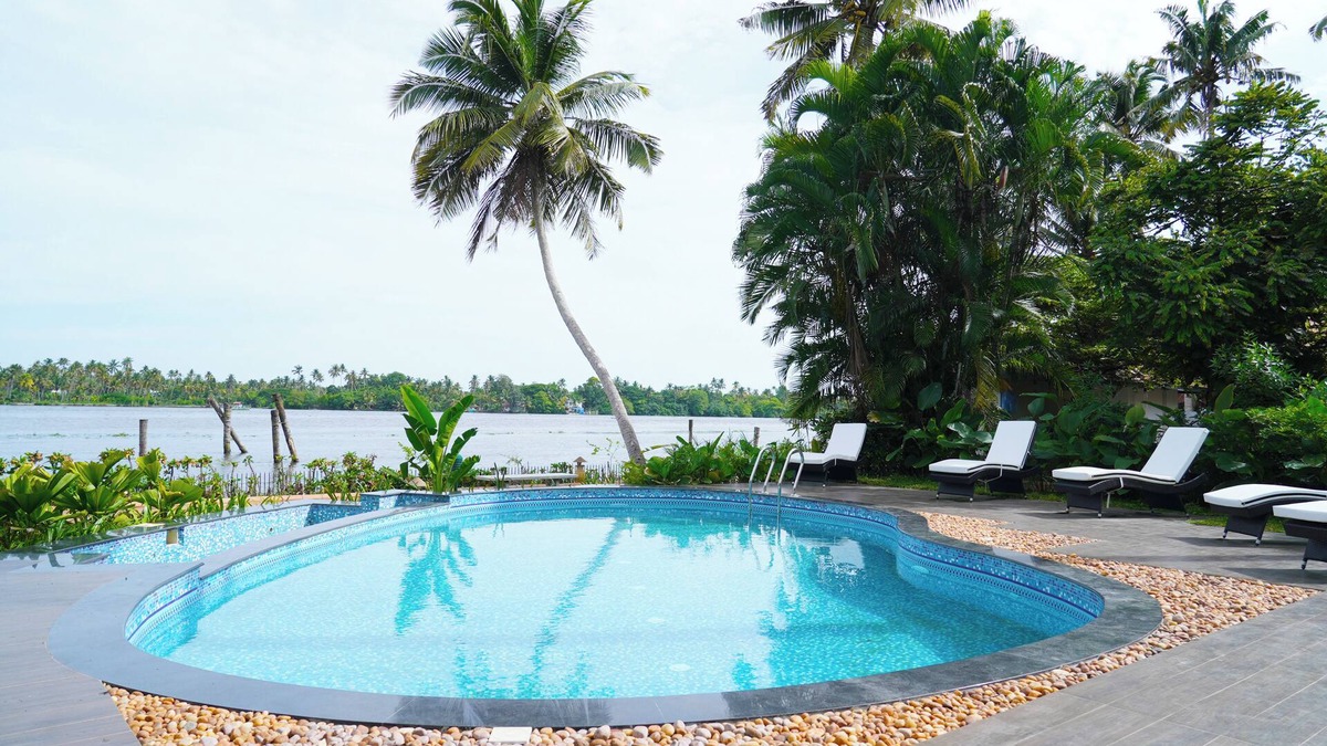 Kodungallur Hotel | Vedic Village Retreat