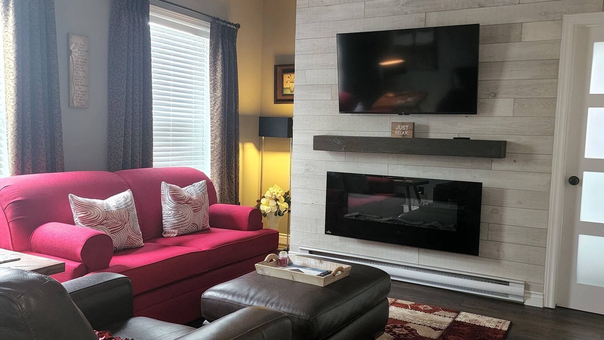 Cape Breton Regional Municipality Apartment | Vee's B's by the Sea. Enjoy Scenic Views of the Ocean