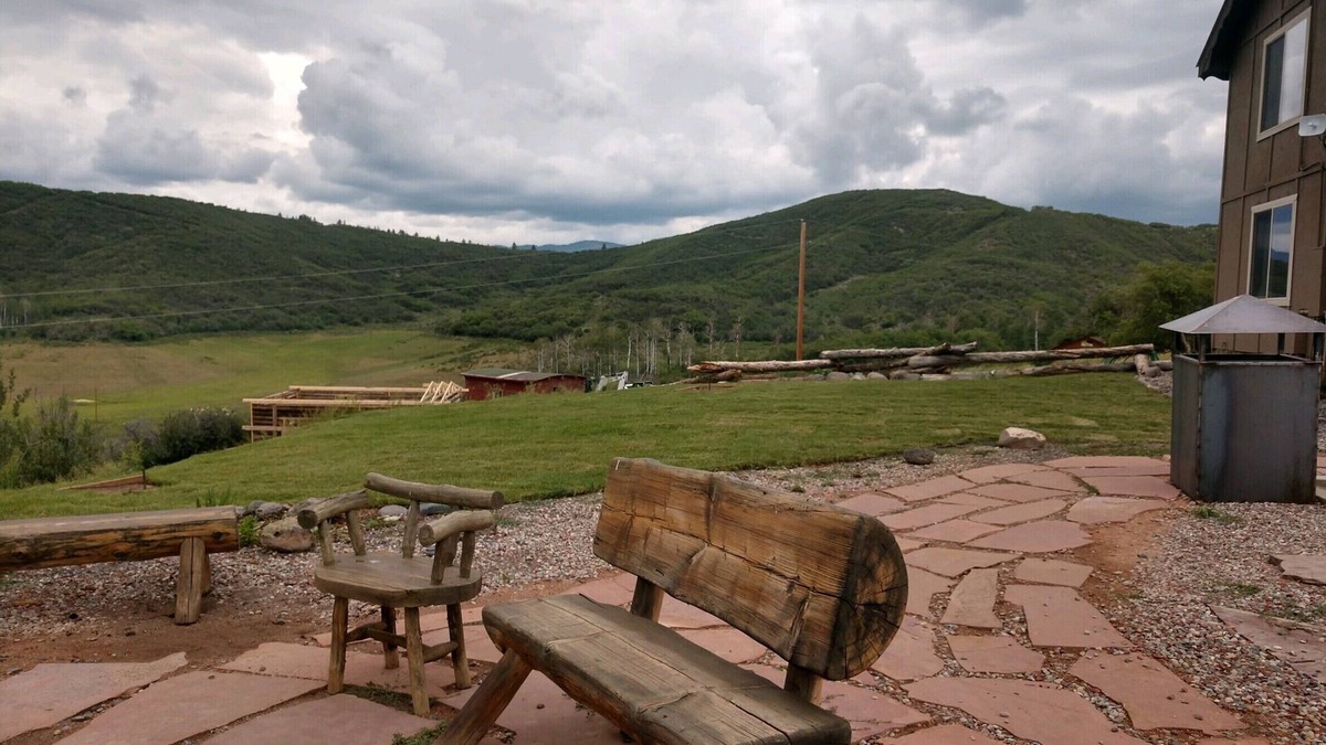 Collbran House | Vega lake Retreat - a unique mountain escape with all four seasons!