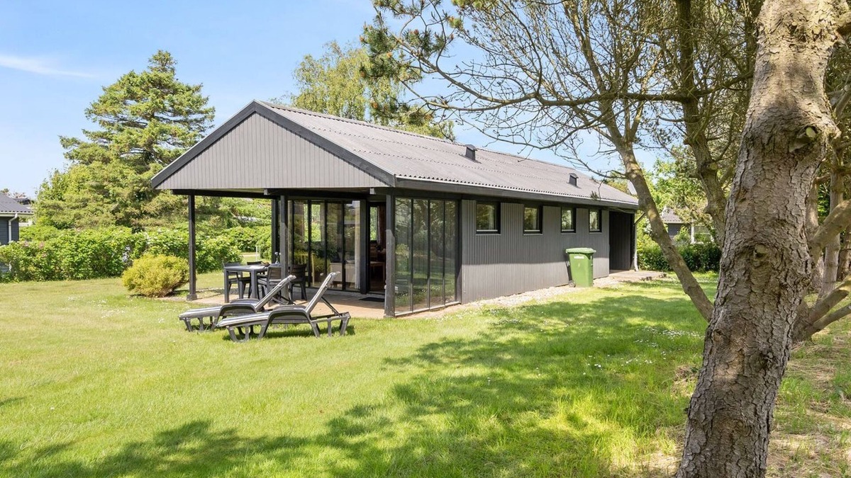 Skastrup Strand House | "Veljan" - 400m from the sea by Interhome