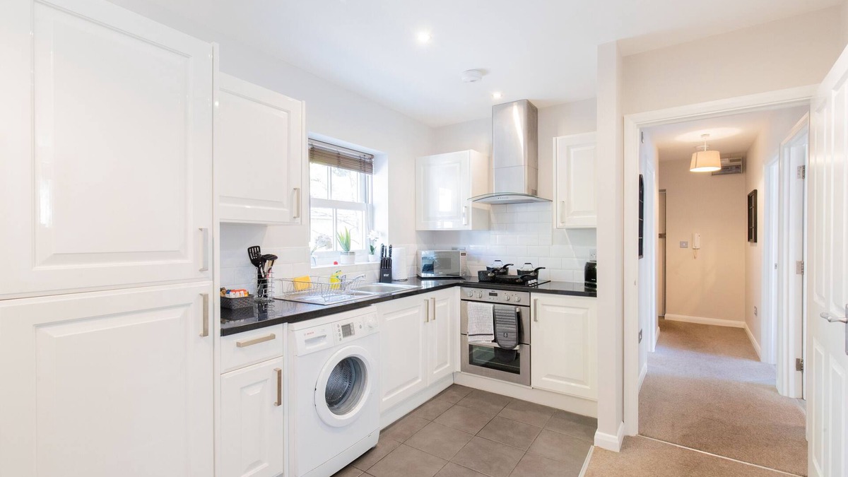 Hoddesdon Apartment | Velvet 2-bedroom Apartment, Brewery Road, Hoddesdon
