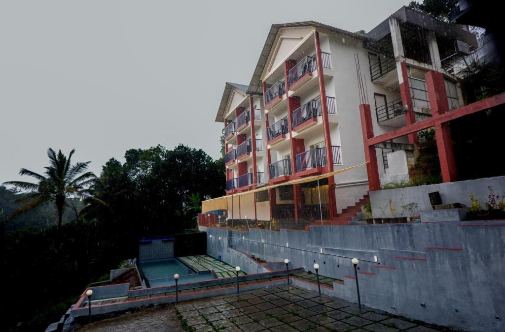 Nullatanni Hotel | Velvet Vista Munnar