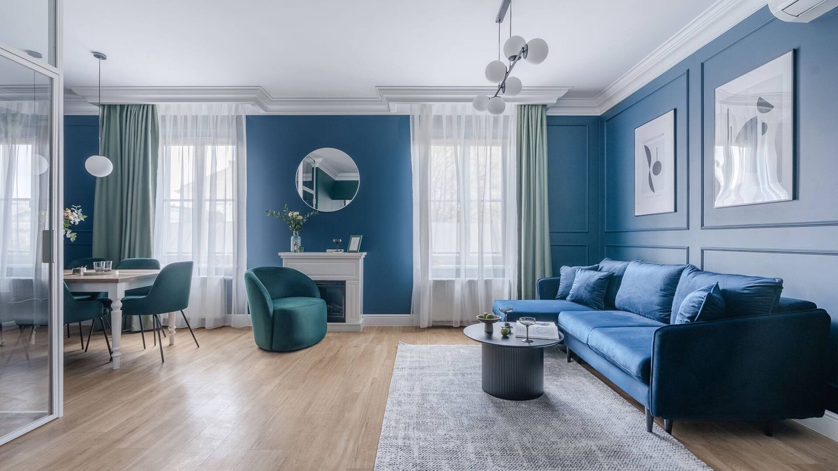 Stare Miasto Apartment | Velvet Walls & Vintage Vibes in Old Town Krakow