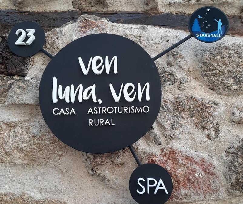Casas del Castanar House | VEN LUNA, VEN Casa-SPA Astroturismo rural TR-CC-00361