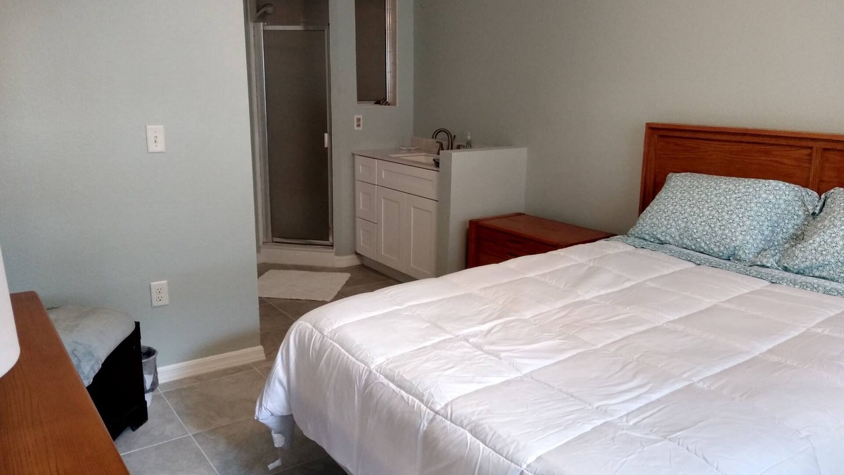 Villas Condo | VENETIAN PALMS 1ST. FLOOR 2BDRM/2 BATH