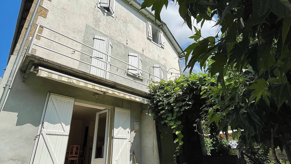 Monceaux-sur-Dordogne House | Venez Découvrir l Histoire des Gabariers sur Notre Belle Rivière La Dordogne