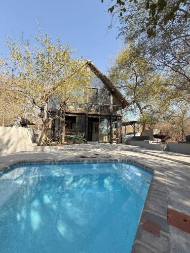 Marloth Park House | Veni Vidi Amavi Luxury Safari Treehouse
