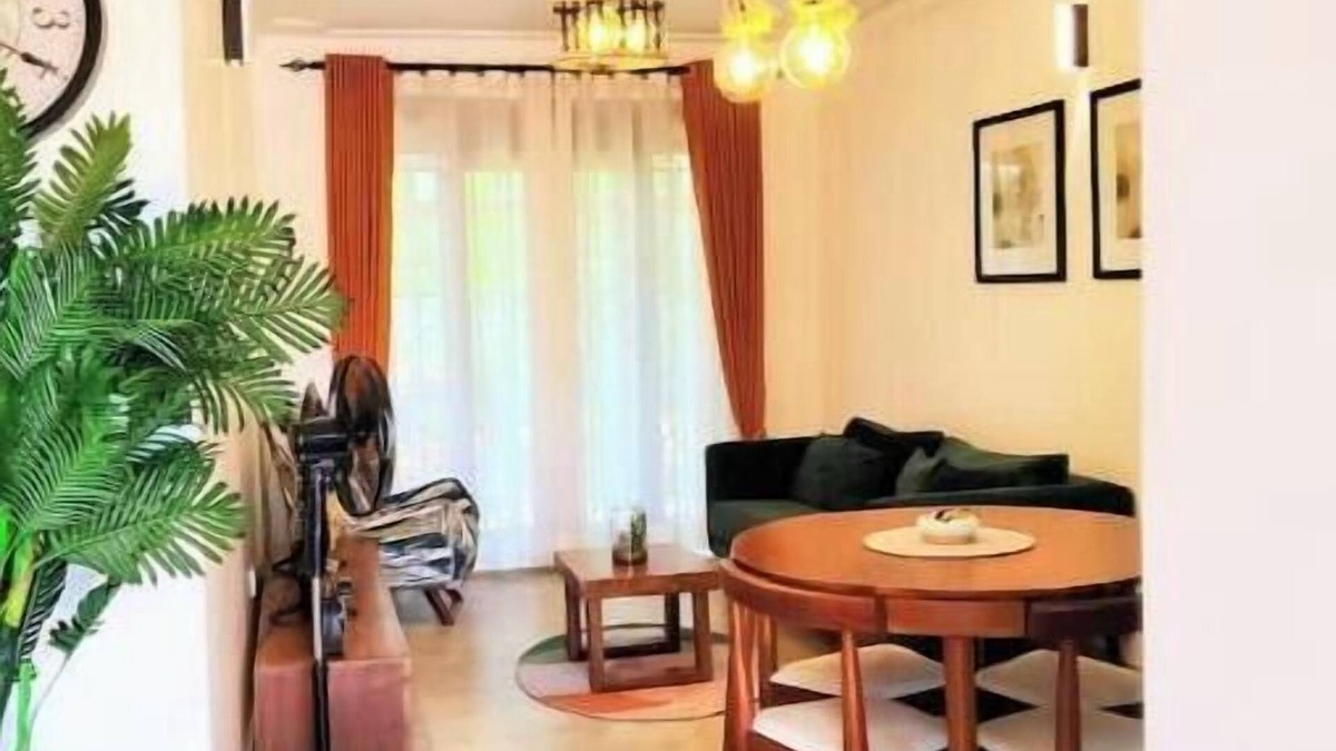 Jinja Apartment | Venice Apartment
