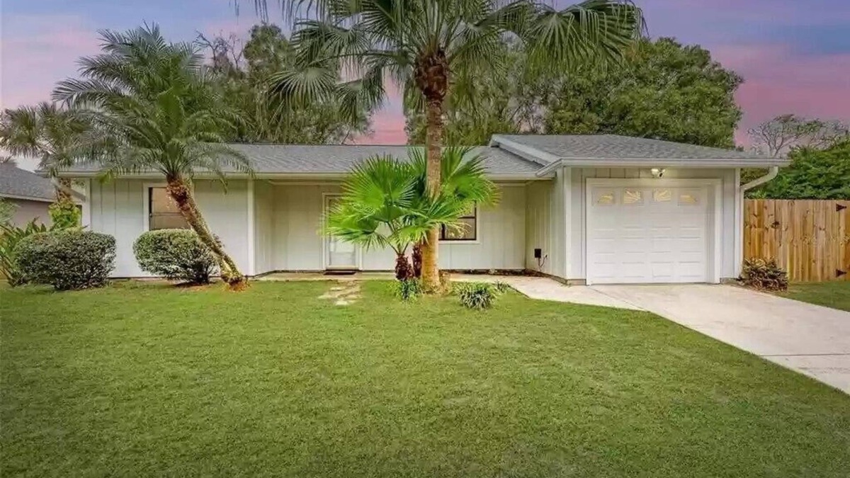 Venice Gardens House | Venice Gardens, 2-Br Pet Friendly Home - Indra