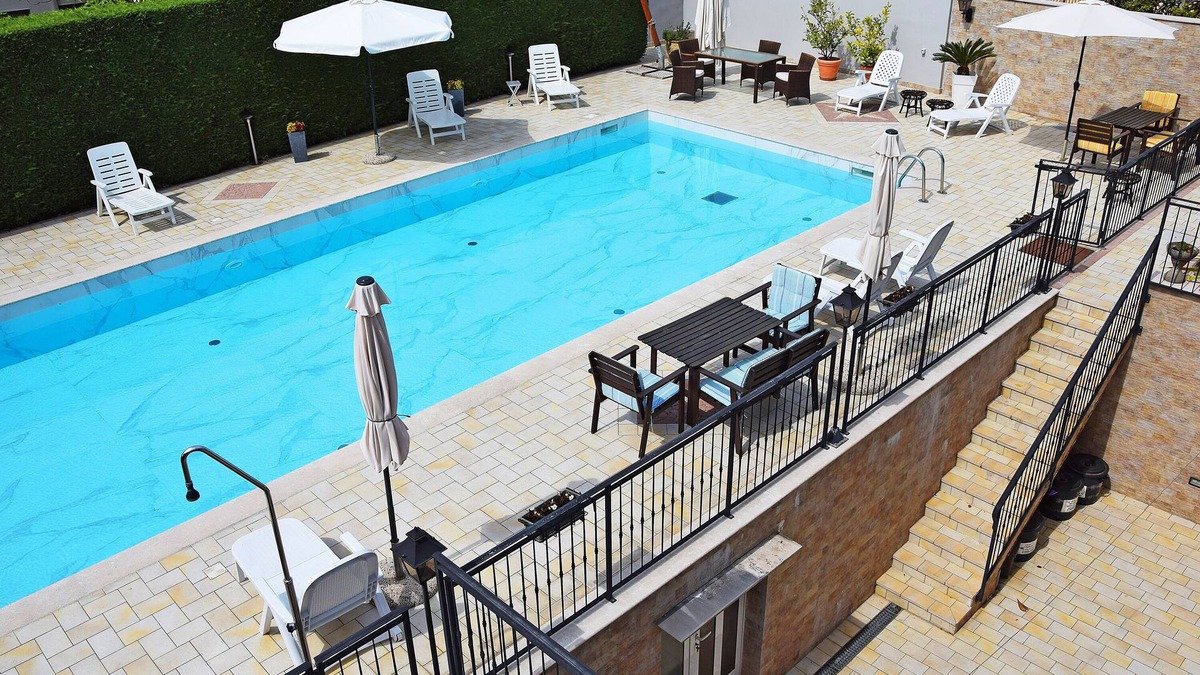 Conegliano Villa | "Venice Hills" apartment in villa with private pool in Conegliano