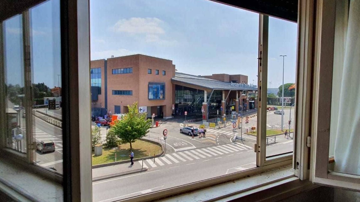 Treviso House | Venice Treviso Airport Bed