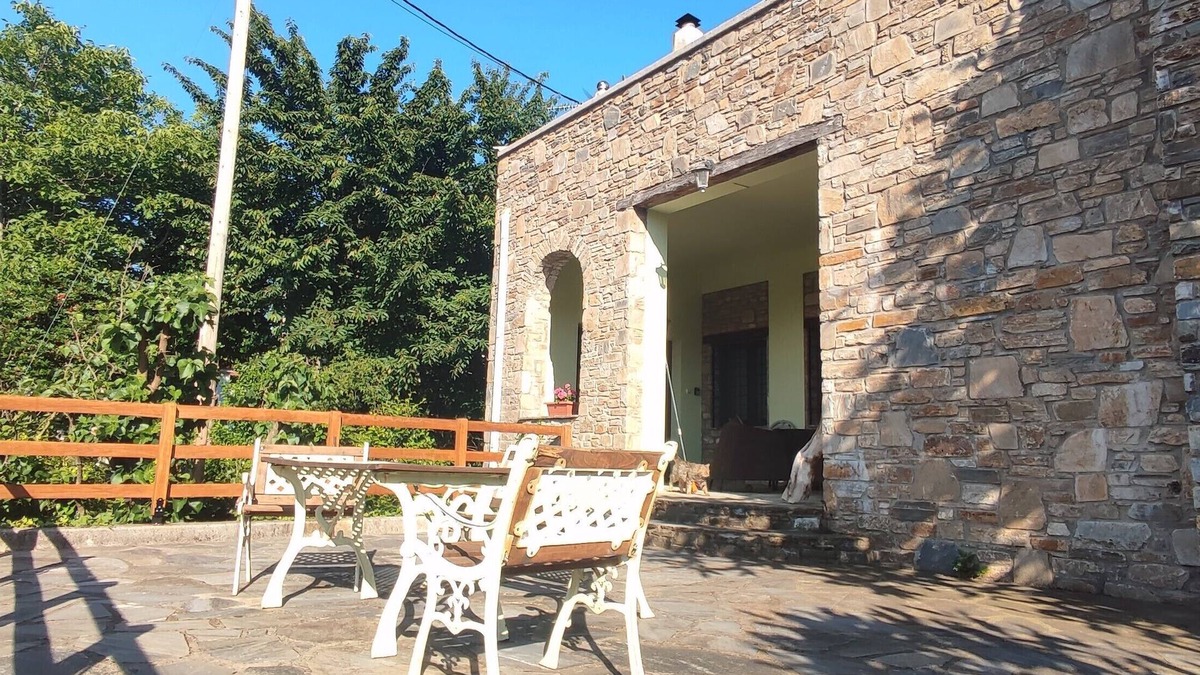 Tsagarada House | Venieri's Stone Villa