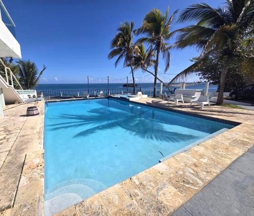 Jarealito Apartment | Ventana Va102a at Arecibo 681 Ocean Drive
