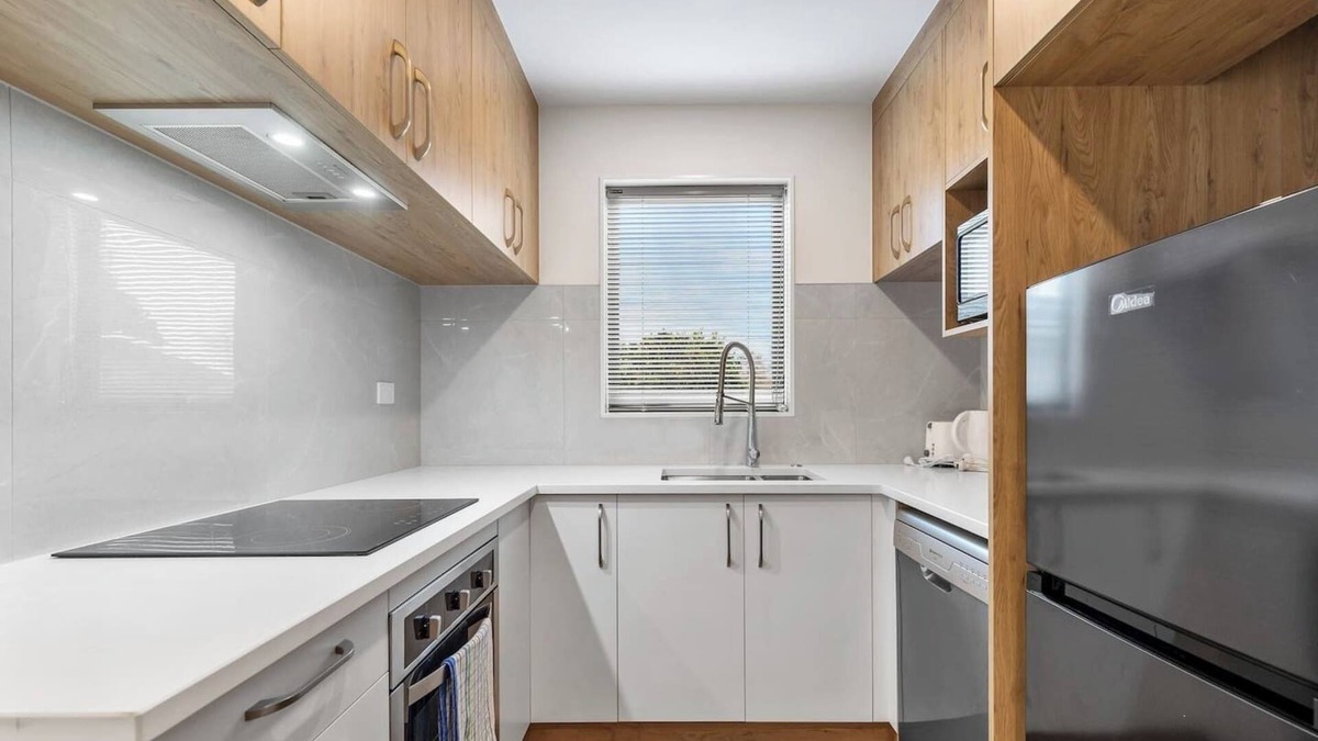 Mangere House | Ventura Escape Townhouse with Parking and Patio