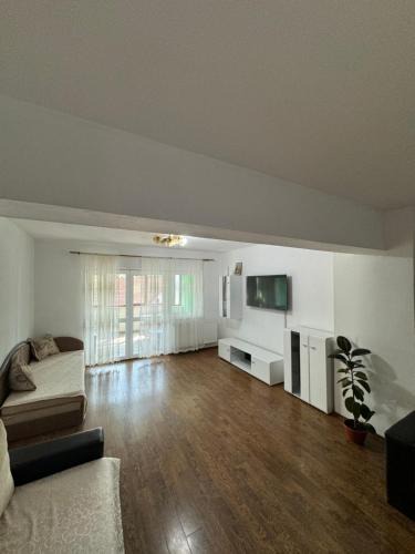 Ramnicu Valcea Apartment | Vera Home