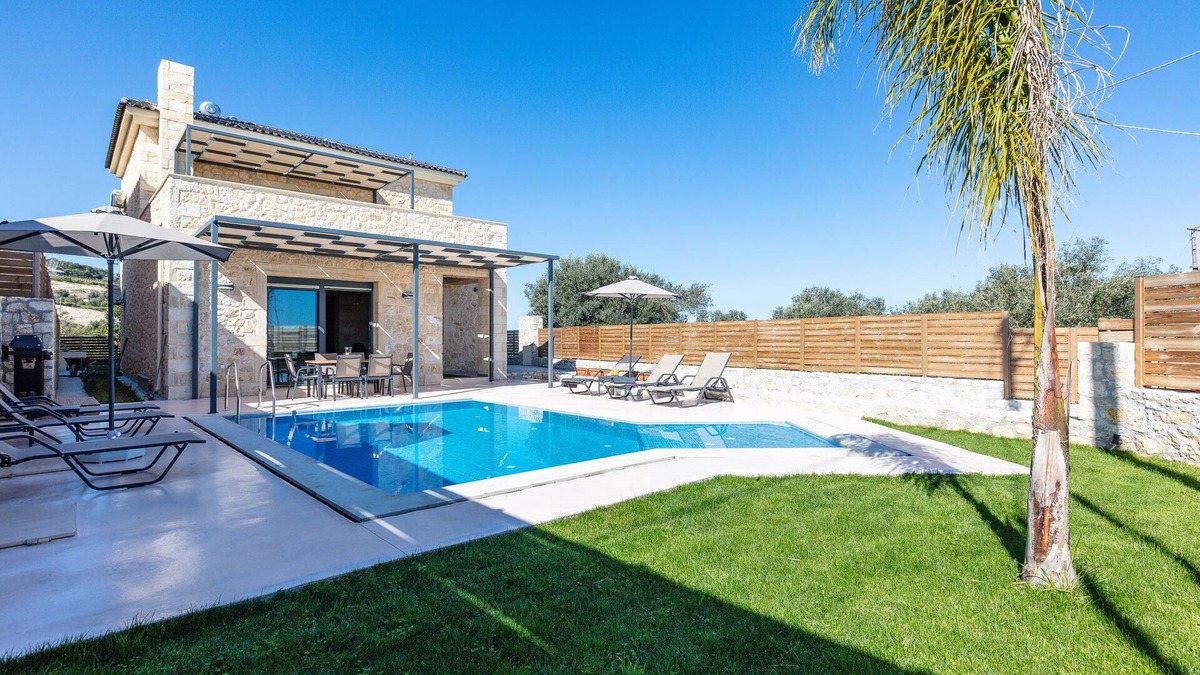 Adele Villa | Vera Natura Villa II, with Pool, BBQ & Playground, Close to Beach & Shops