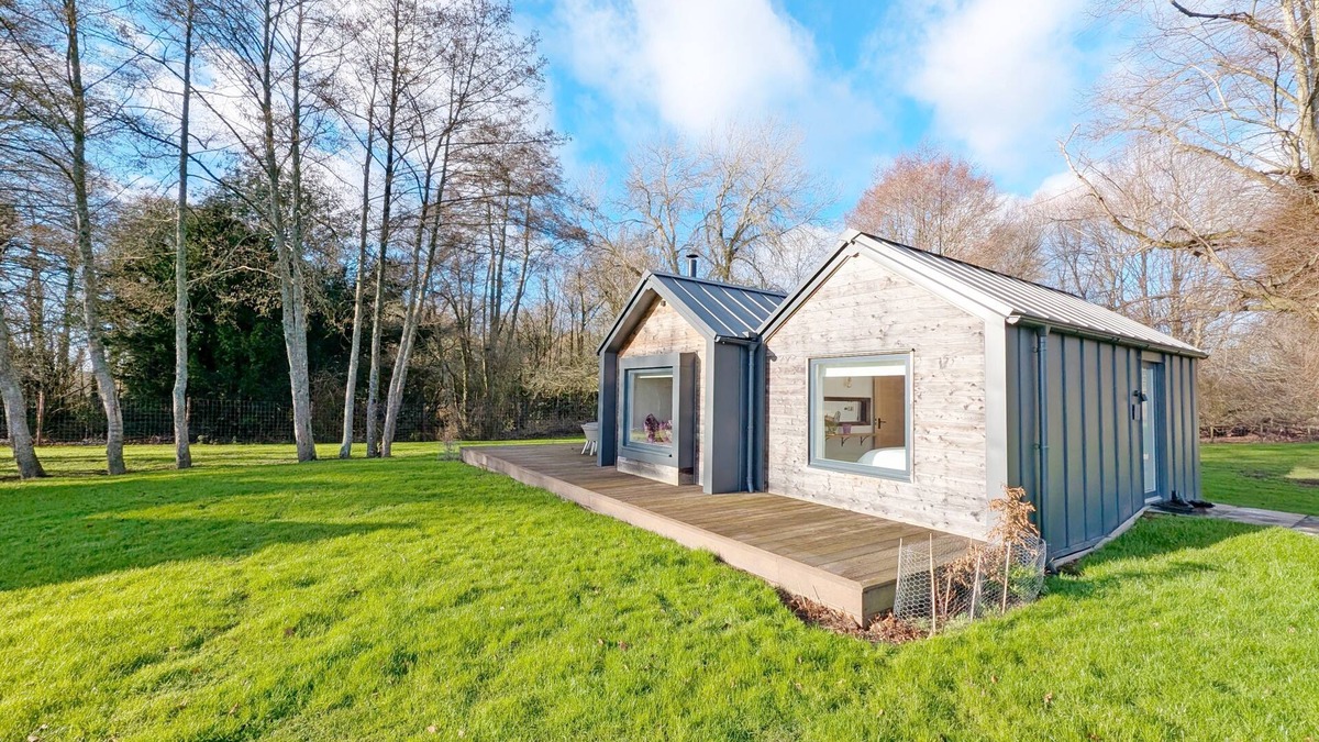 East Ashling Cottage | Veraison - Ashling Park - sleeps 4 guests in 2 bedrooms