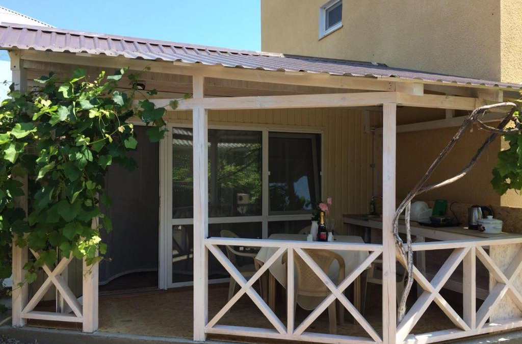 Karolino-Bugaz House | Veranda