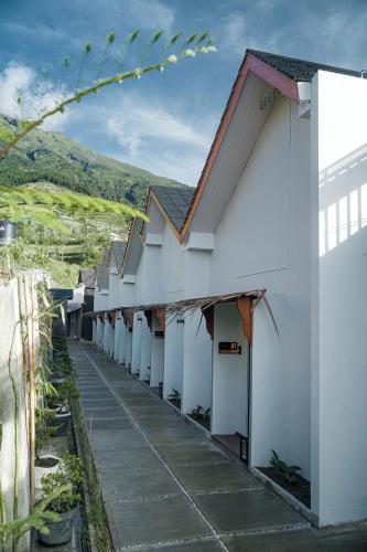 Banjarasri Cabin | Verandah Glamping Villa Mangli
