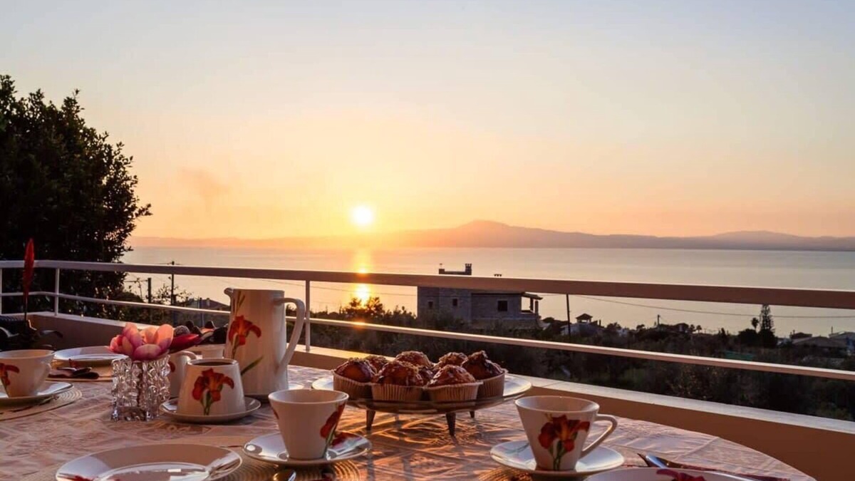 Mikri Mantineia House | Verga Sunset Gem - Ilia Seaview Private Retreat
