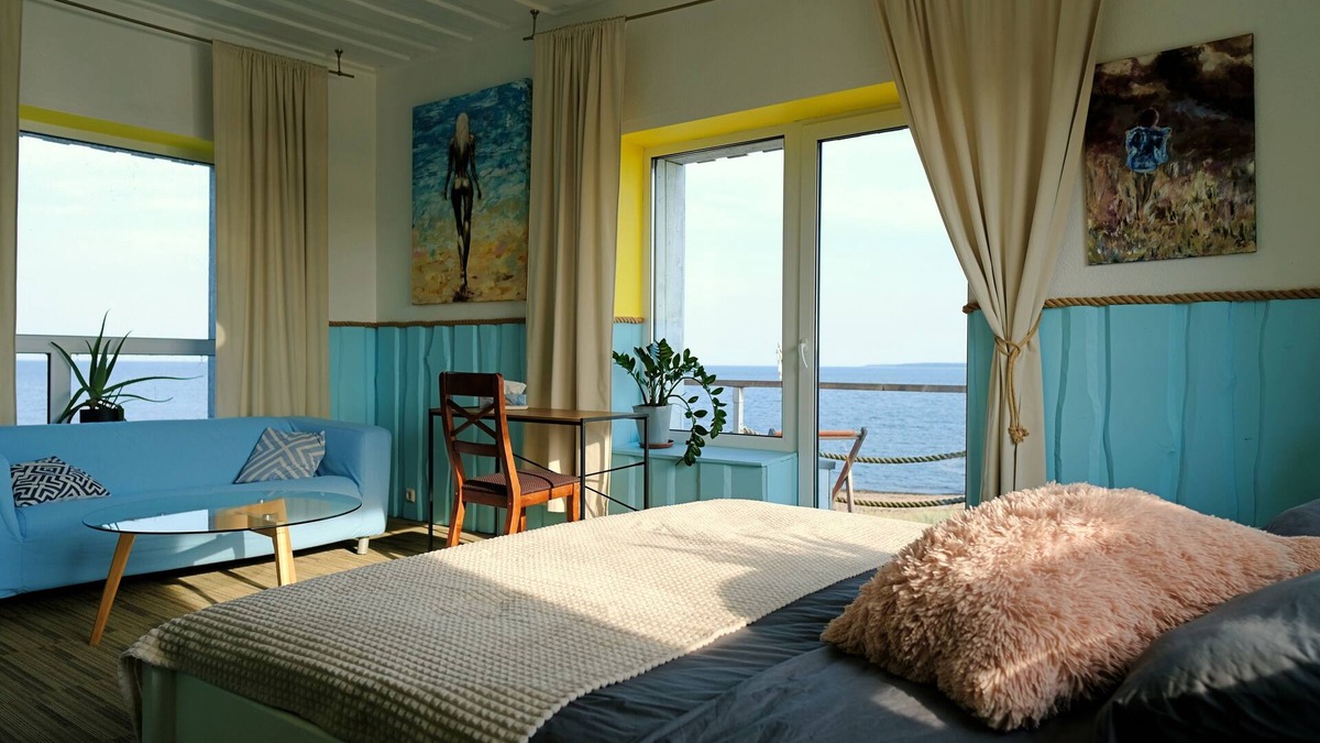 Vergi Hotel | Vergi Harbor and Hotel Wirkes'