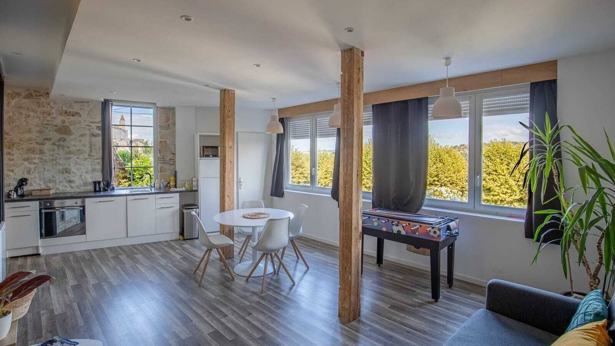 Auch Apartment | Vermeer, Neuf 50m2, 4m50 de loggia