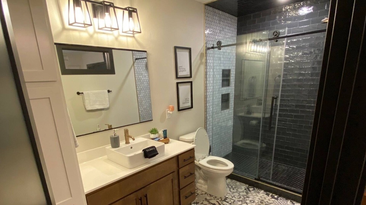 Vermillion House | Vermillion's premier short term vacation rental